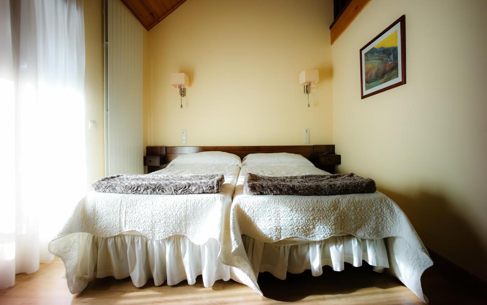 Hotel Avet La Coma I La Pedra Room photo